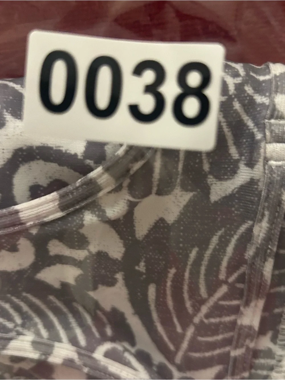 Lululemon Cool Racerback Beachy Floral White Fossil Size 8